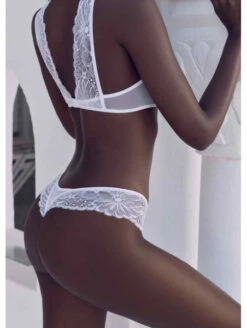 String Blanc TYNG -WACOAL Boutique string blanc tyng 1